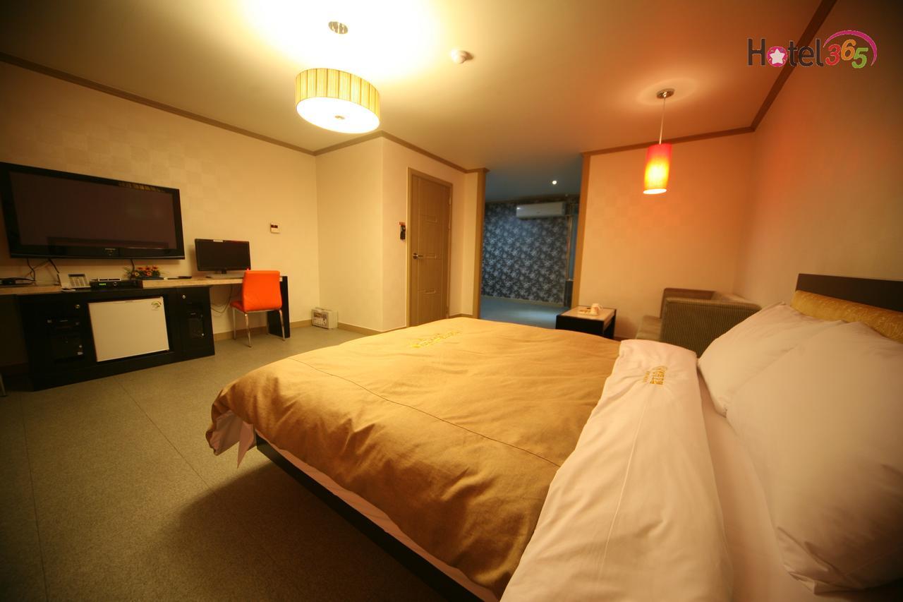 Chuncheon Myeongdong Hotel Exterior foto
